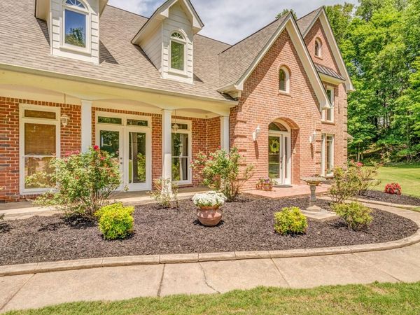 9426 ALEX DICKSON CV, Bartlett, TN 38133