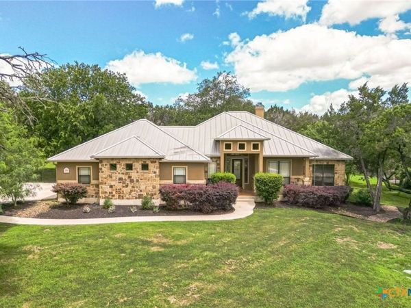 2628 Wolf Lair , New Braunfels, TX 78132