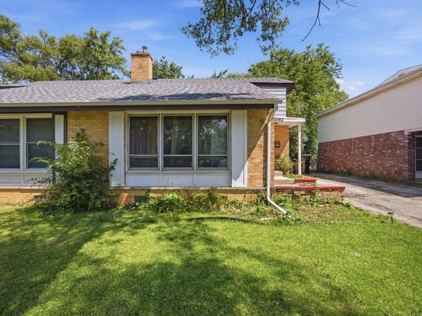 1142 Brighton Place , Glen Ellyn, IL 60137