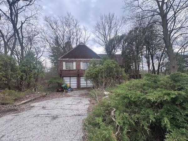 30W513 Roosevelt Road , West Chicago, IL 60185