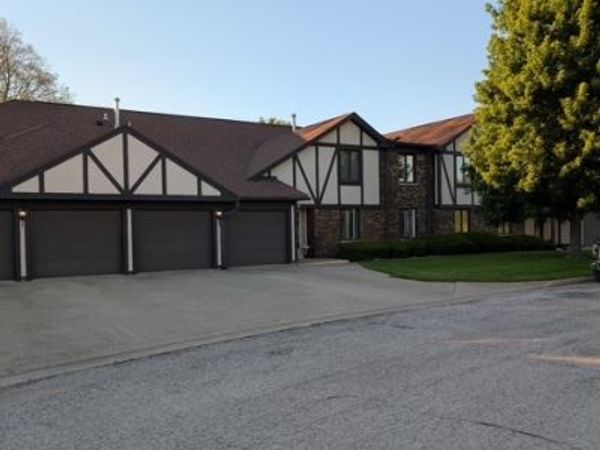 5 Crystal Court, Unit 5, Pontiac, IL 61764
