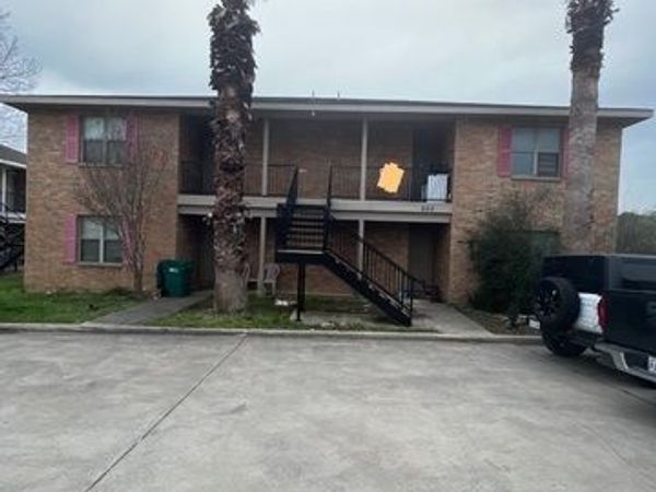 505 DUKEWAY, Unit 2, Universal City, TX 78148