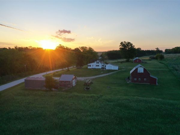 18608 Quincy Street, Milo, IA 50166
