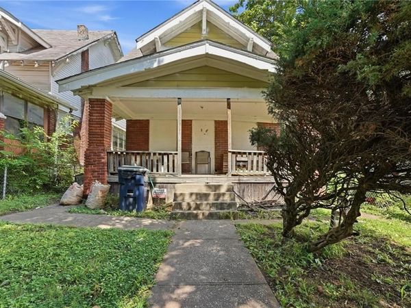 3741 Agnes Avenue, Kansas City, MO 64128