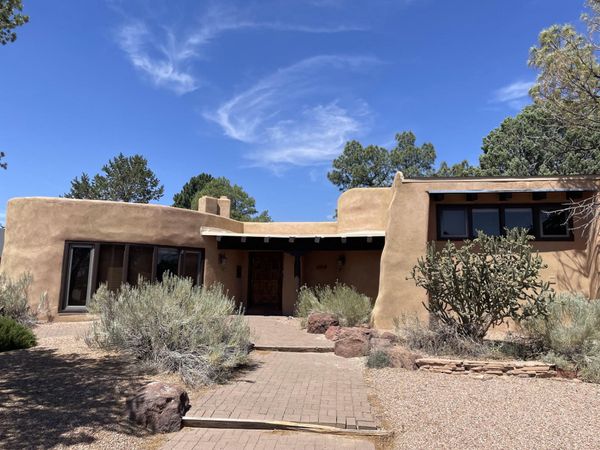 1313 Kentucky Street SE, Albuquerque, NM 87108