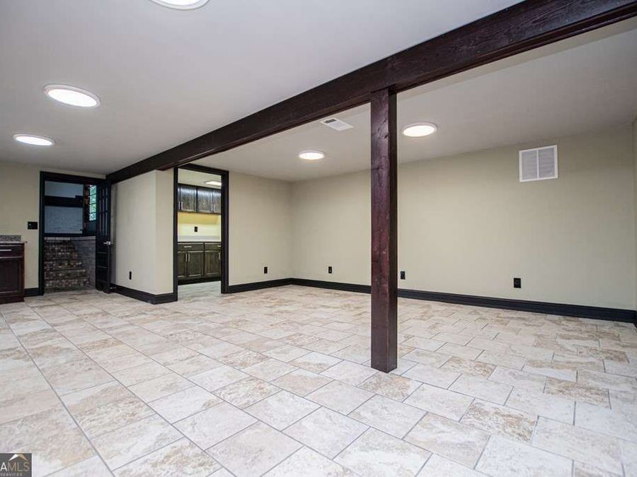 Property Image 77