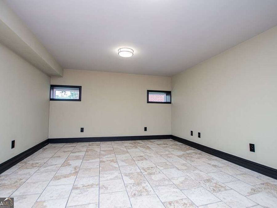 Property Image 82