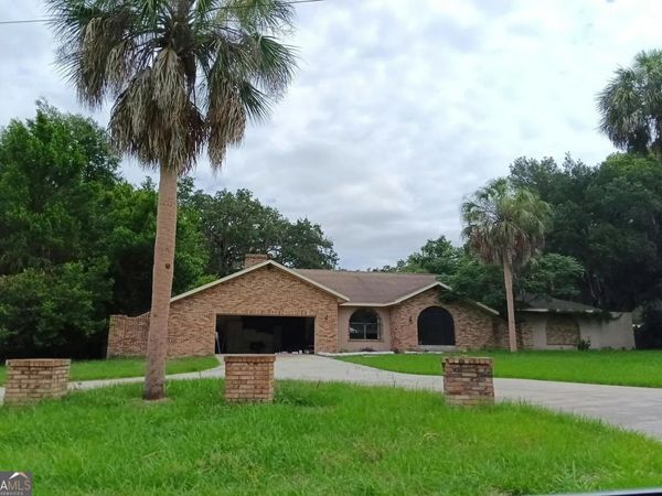 961 N Hollywood Circle, Crystal River, FL 34429