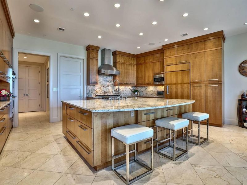 400 Riverboat Row, Unit 1703, Newport, KY 41071 Photo 15
