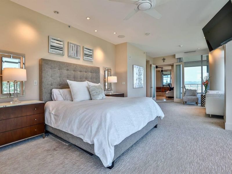 400 Riverboat Row, Unit 1703, Newport, KY 41071 Photo 22