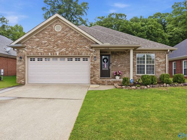 1238 Excalibur Drive SW, Decatur, AL 35603