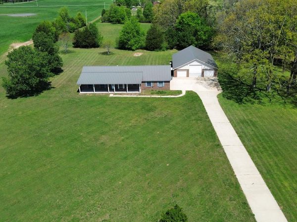 10663 County Road 92, Rogersville, AL 35652