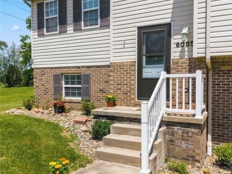 6055 Apple Street, Louisville, OH 44641 Photo 10