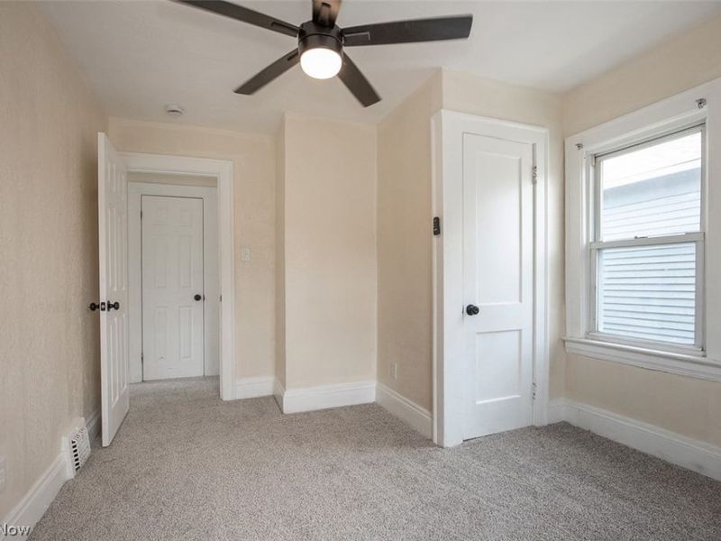 3926 E 121st Street, Cleveland, OH 44105 Photo 18
