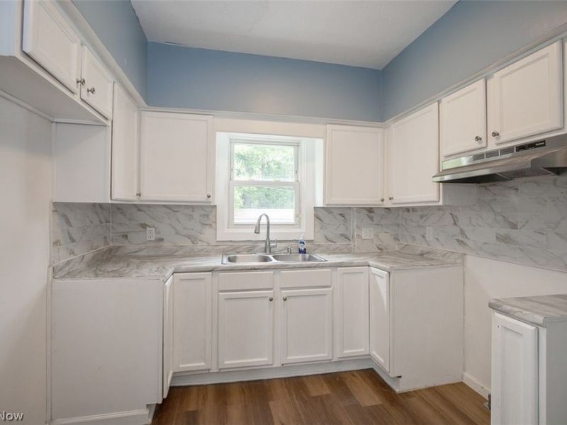 3926 E 121st Street, Cleveland, OH 44105 Photo 9