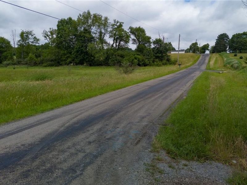 Briggle Avenue SW, East Sparta, OH 44626 Photo 25