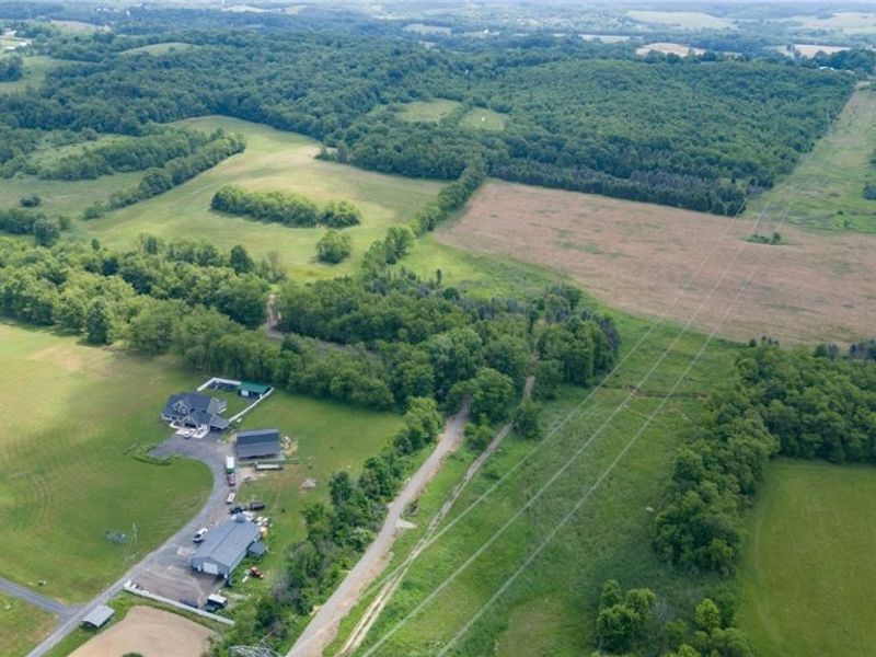 Briggle Avenue SW, East Sparta, OH 44626 Photo 7