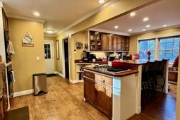 127 Leonard Circle photo 4