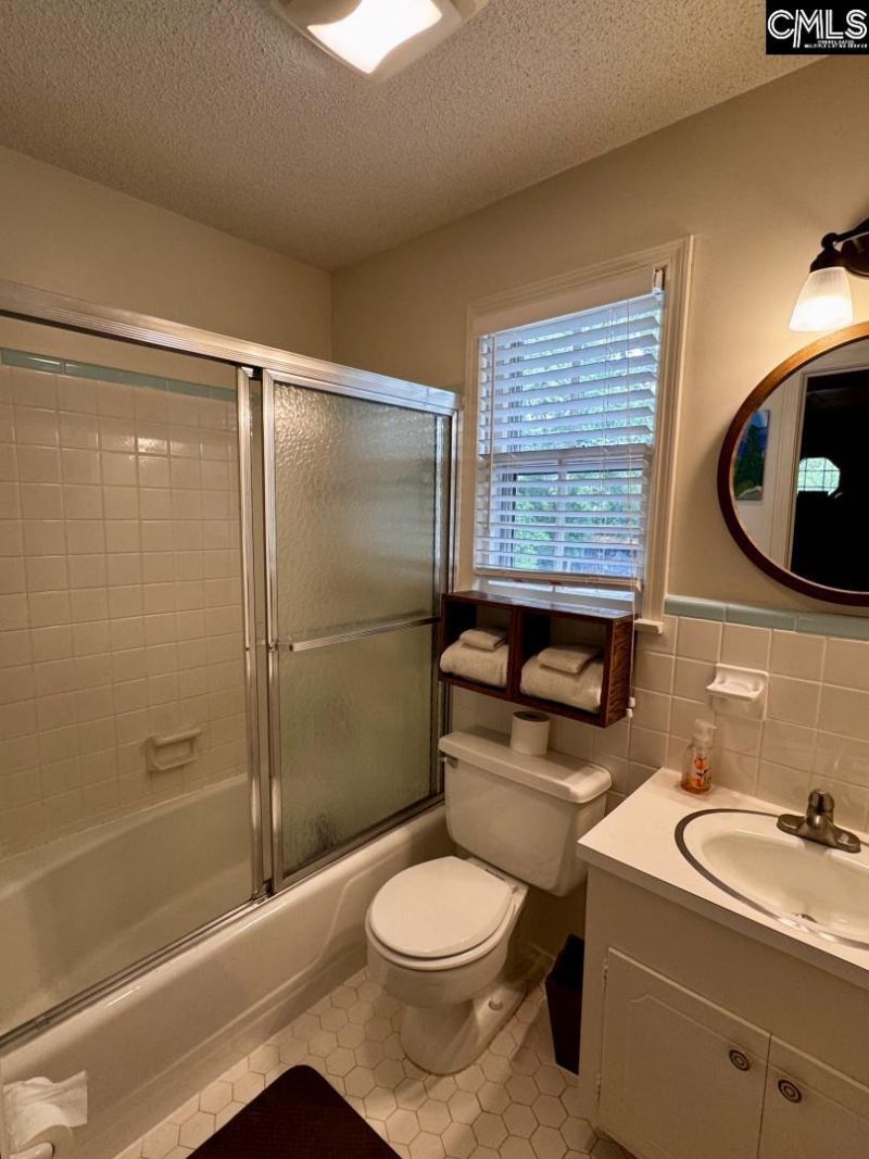 127 Leonard Circle Photo 36