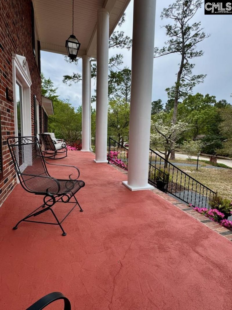 127 Leonard Circle Photo 7