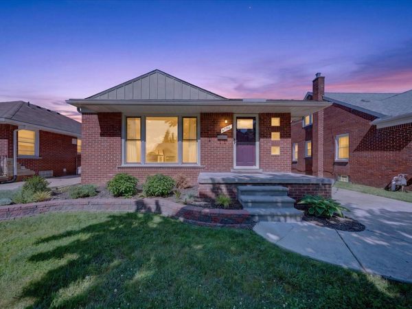 6796 Norwood Avenue, Allen Park, MI 48101