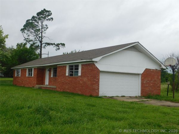 700 E Ozark Street , Morris, OK 74445