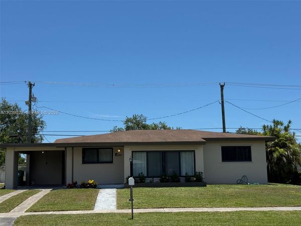 20921 Coral Sea Rd , Cutler Bay, FL 33189