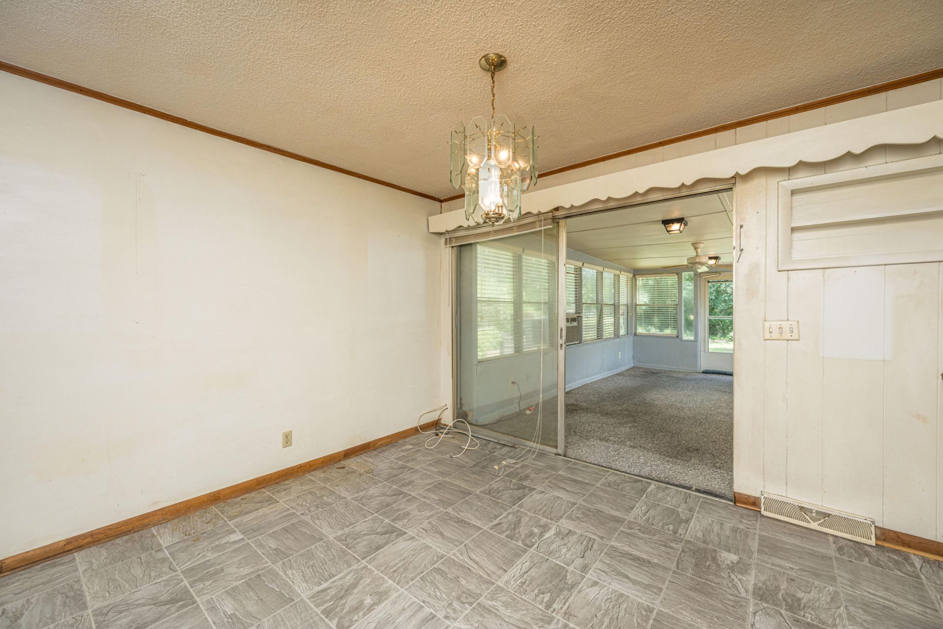 107 Wilmer Avenue Photo 20