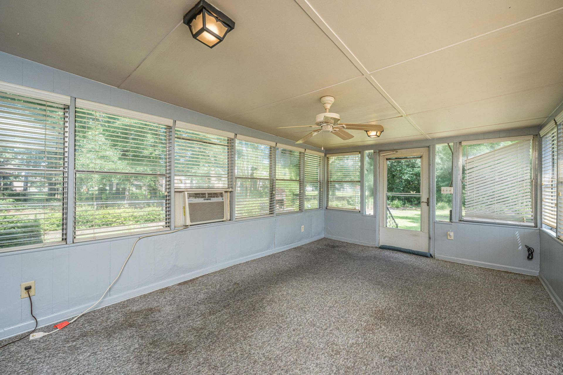 107 Wilmer Avenue Photo 23