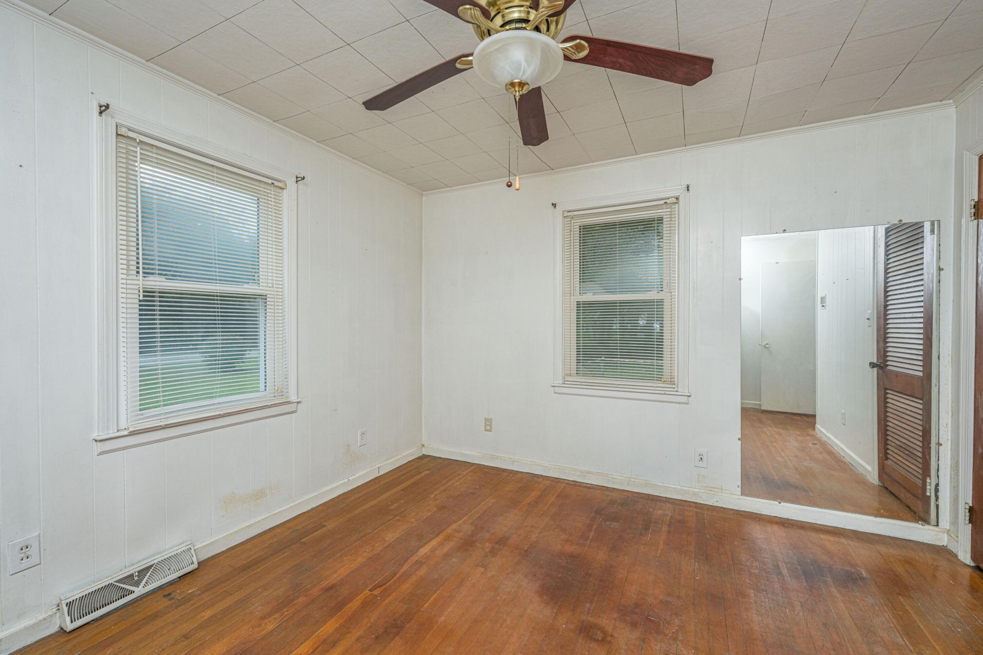 107 Wilmer Avenue Photo 30