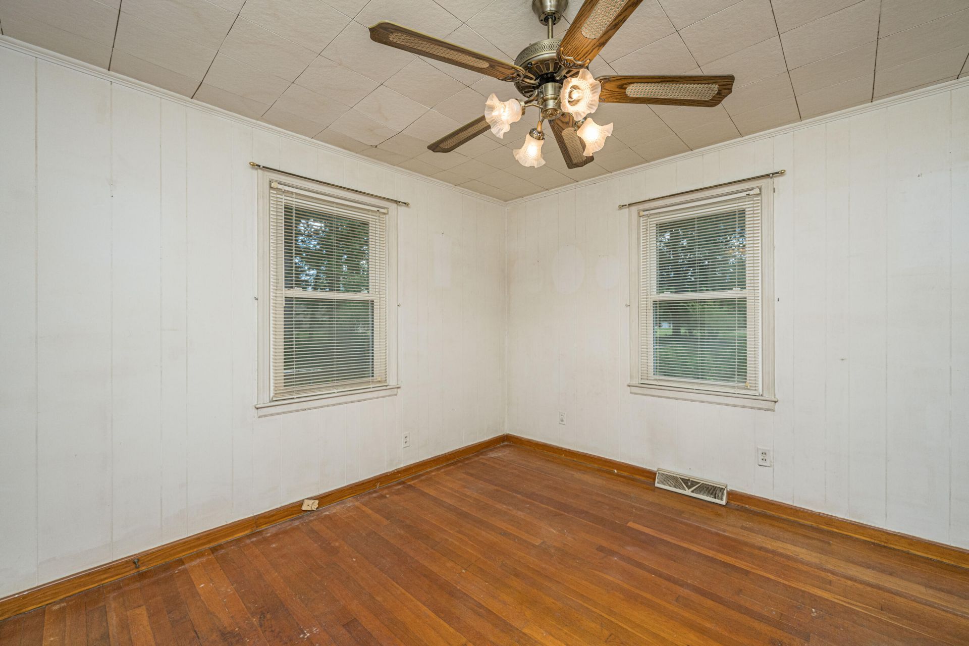 107 Wilmer Avenue Photo 32