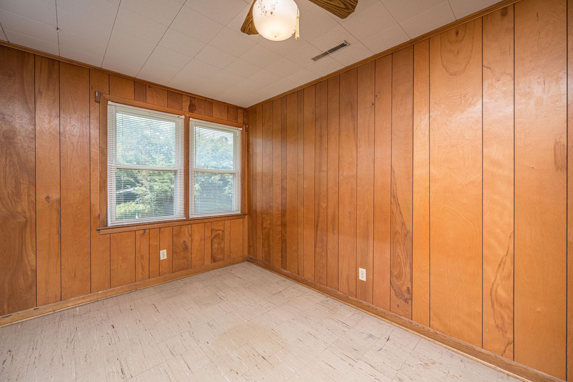 107 Wilmer Avenue Photo 37