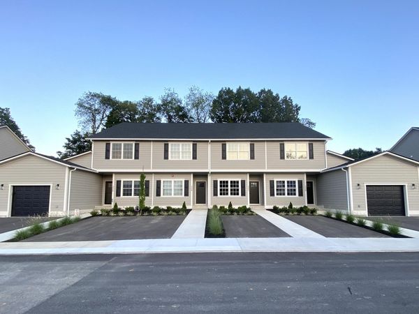 203 Ivy Terrace, Lewisburg, WV 24901