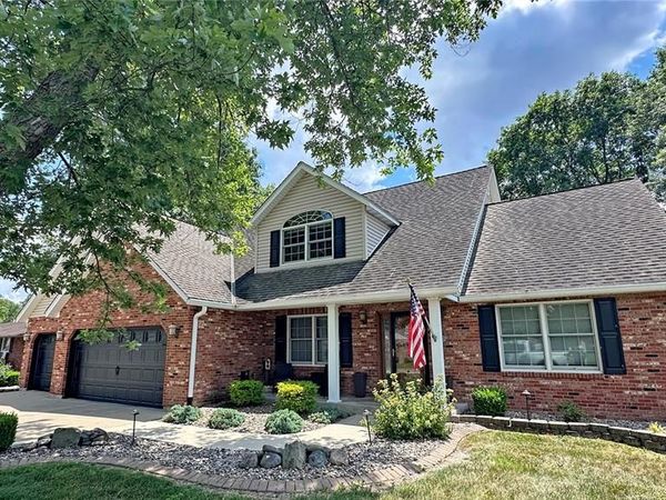 84 W Harnett Street , Mascoutah, IL 62258