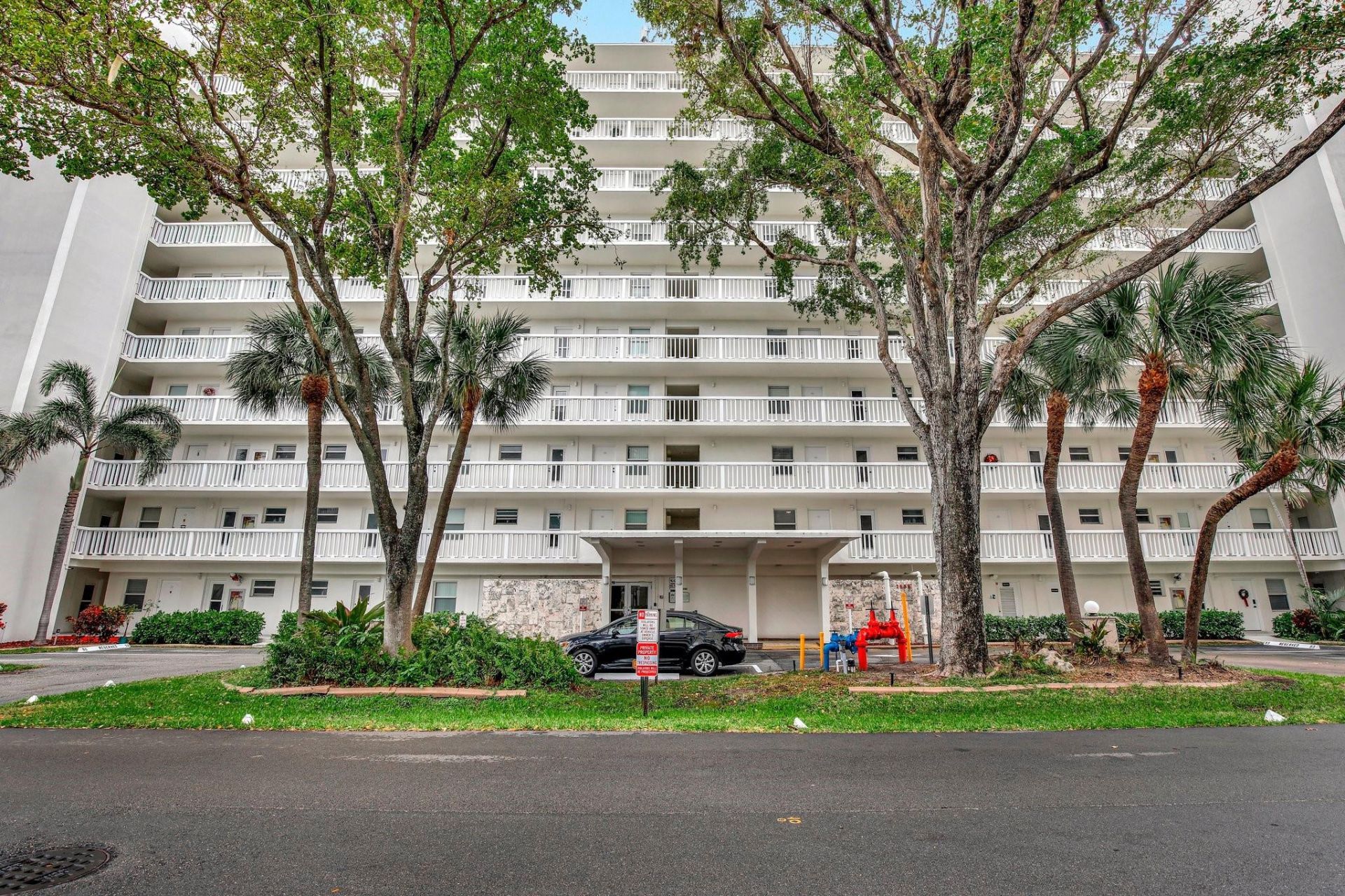 2555 NE 11th Street, Unit Ph09, Fort Lauderdale, FL 33304 Photo