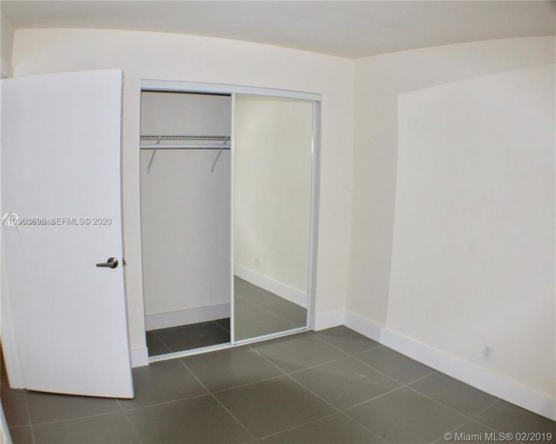 719 SW 7th Street, Unit 2, Hallandale Beach, FL 33009 Photo