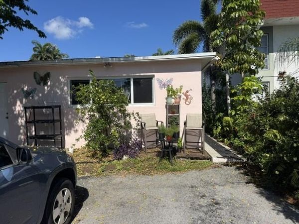 1503 Hayes Street, Unit 1-3, Hollywood, FL 33020