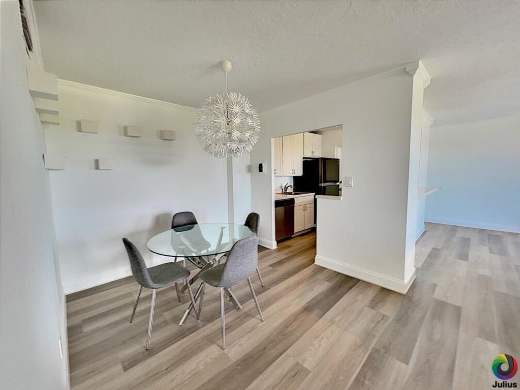 2555 NE 11th Street, Unit 809, Fort Lauderdale, FL 33304 Photo