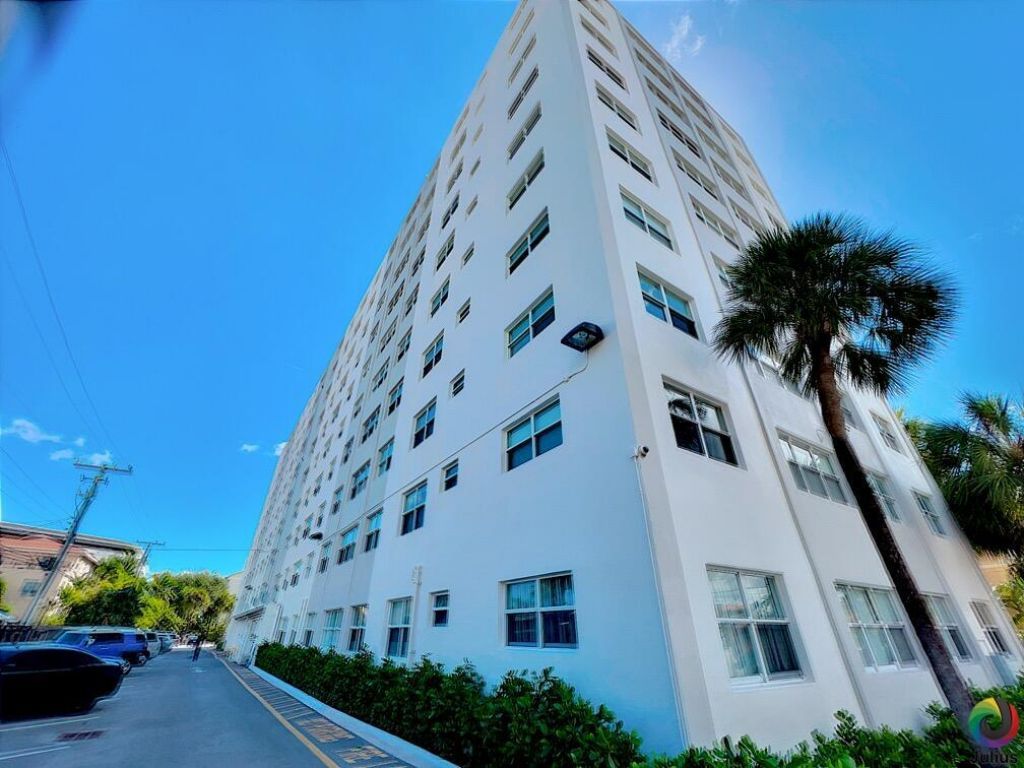 2555 NE 11th Street, Unit 809, Fort Lauderdale, FL 33304 Photo