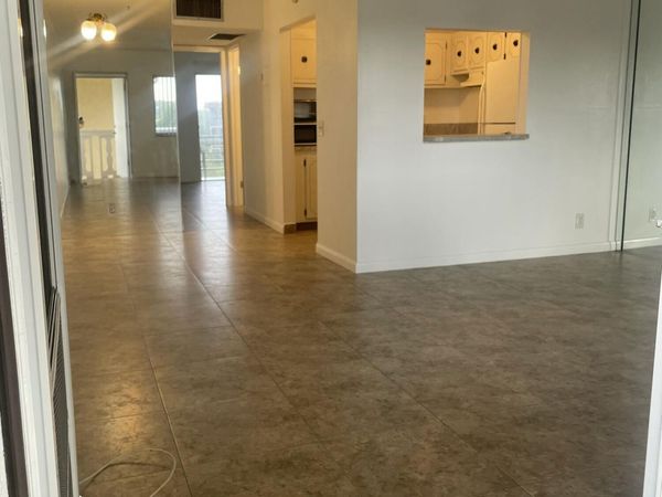 500 Village Green Circle W, Unit 302, Palm Springs, FL 33461