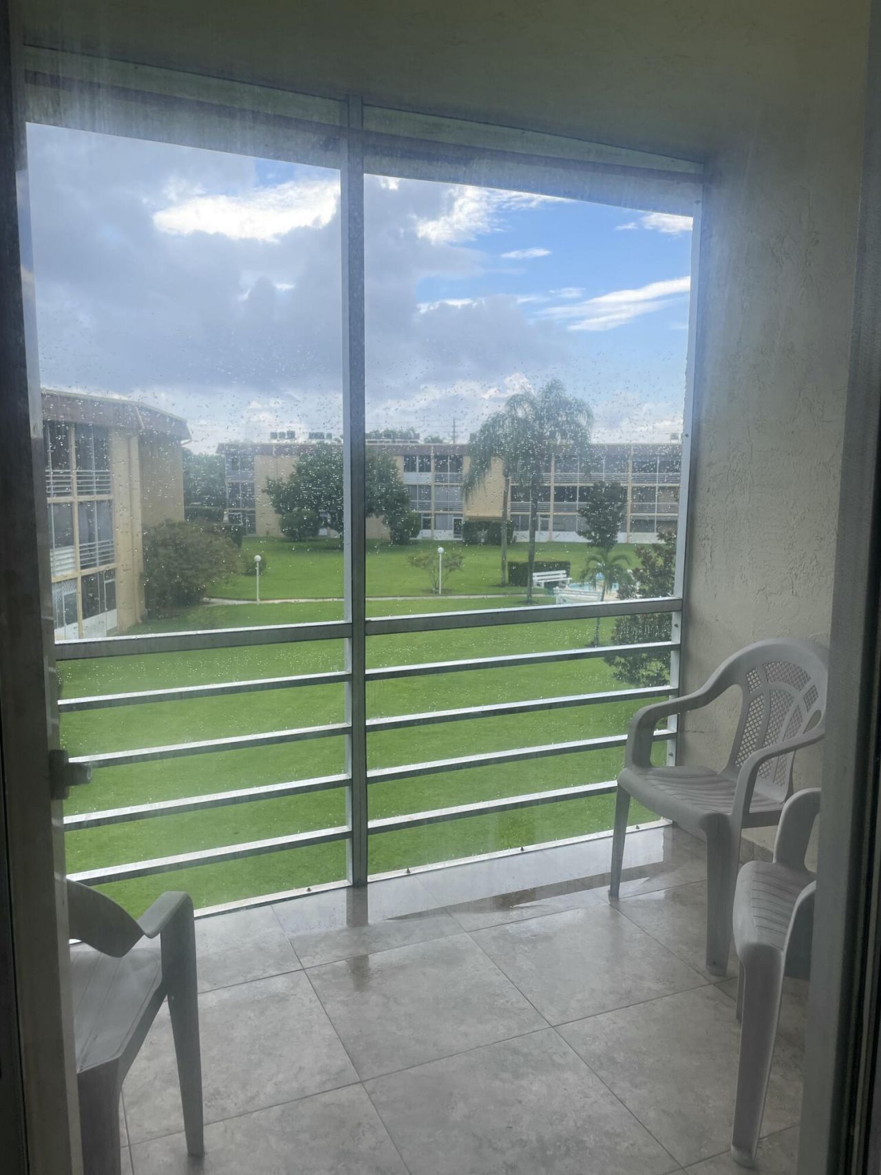 500 Village Green Circle W, Unit 302, Palm Springs, FL 33461 Photo