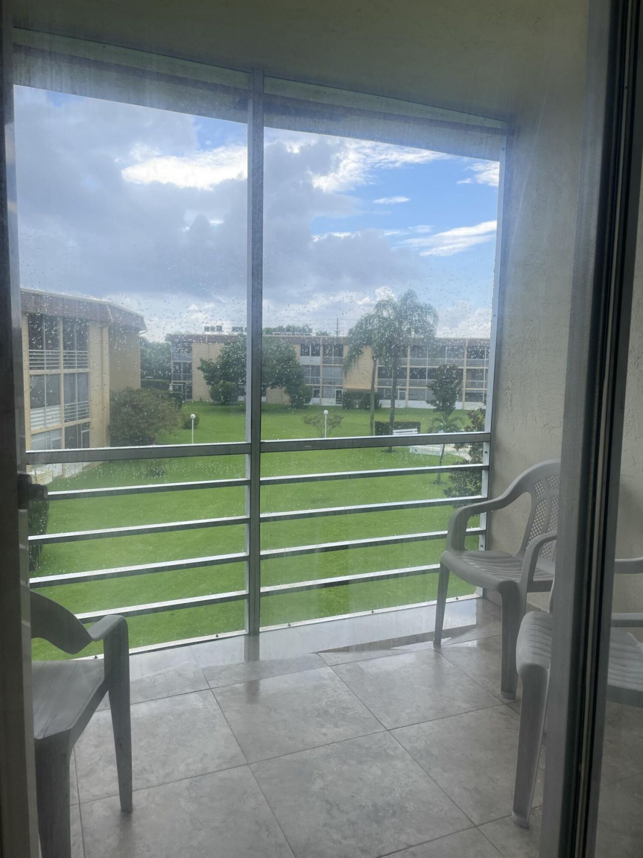 500 Village Green Circle W, Unit 302, Palm Springs, FL 33461 Photo