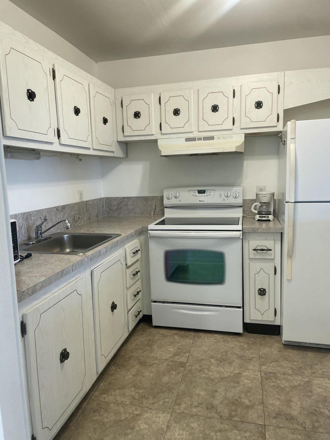 500 Village Green Circle W, Unit 302, Palm Springs, FL 33461 Photo