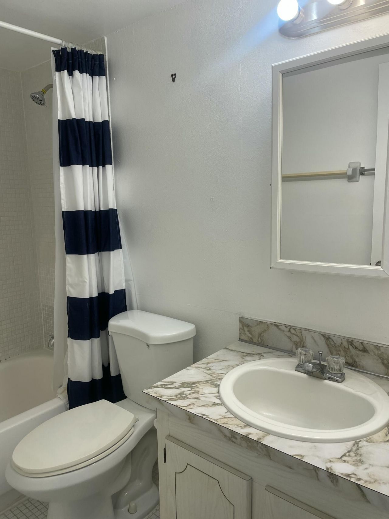 500 Village Green Circle W, Unit 302, Palm Springs, FL 33461 Photo