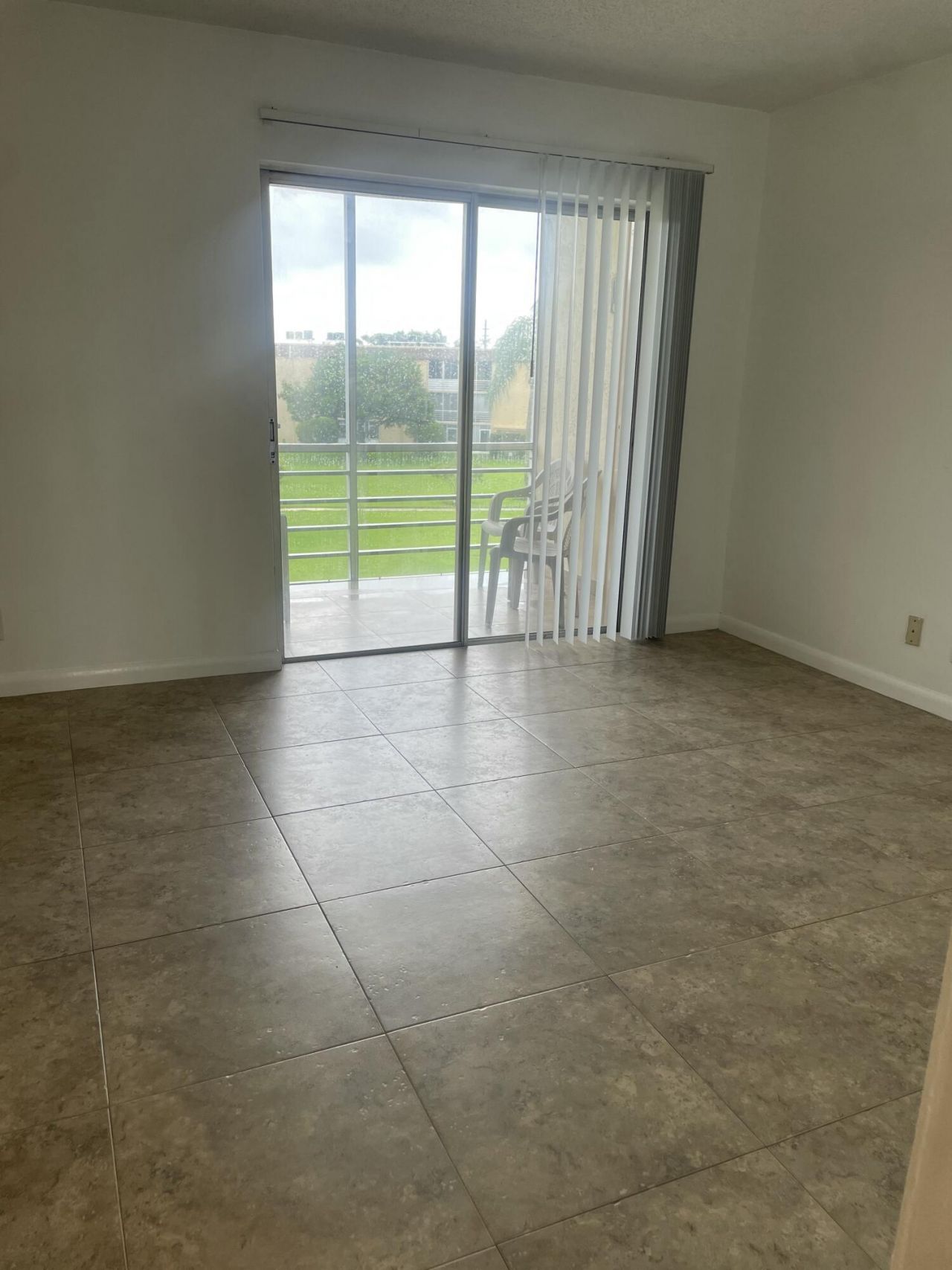 500 Village Green Circle W, Unit 302, Palm Springs, FL 33461 Photo