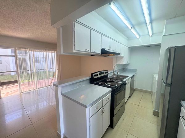 4423 Treehouse Lane, Unit 21c, Tamarac, FL 33319