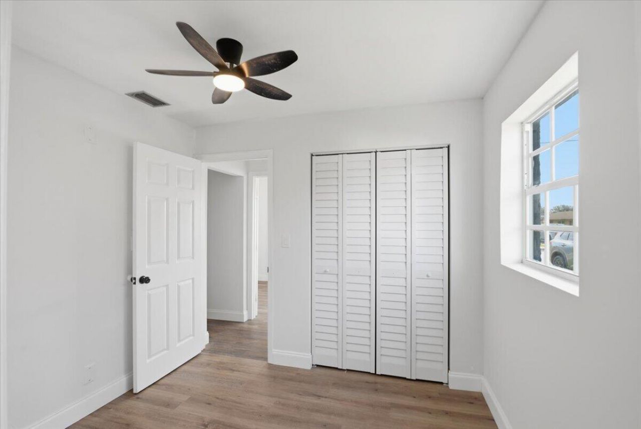 270 SW 10th Avenue, Unit 1, South Bay, FL 33493 Photo