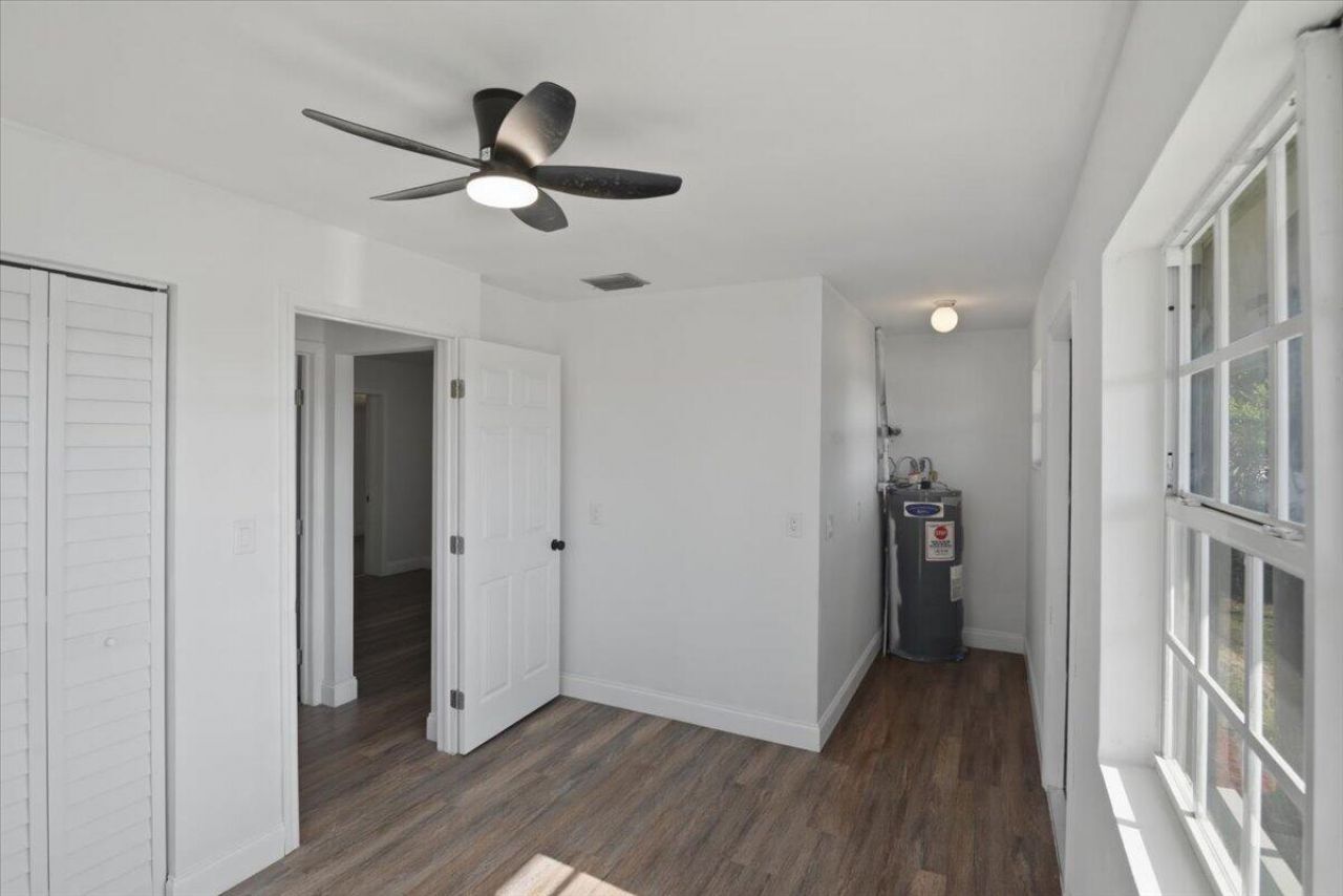 270 SW 10th Avenue, Unit 1, South Bay, FL 33493 Photo