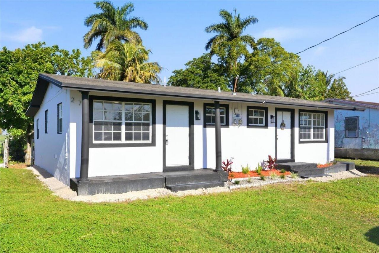 270 SW 10th Avenue, Unit 1, South Bay, FL 33493 Photo