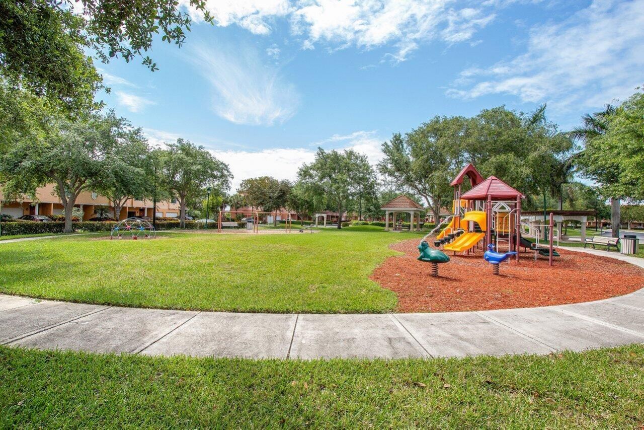 2016 Alta Meadows Lane, Unit 708, Delray Beach, FL 33444 Photo
